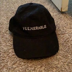 Selena Gomez dad cap